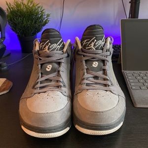 Air Jordan Flight 9 – Grey – Black (Size 13 Men)